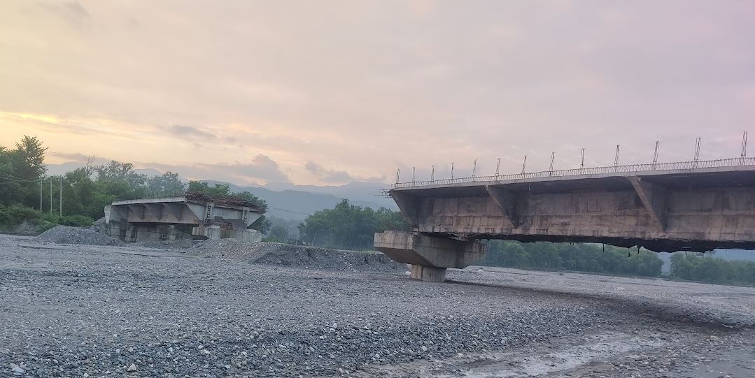 सडक रुग्ण ठेक्का तोड्ने प्रक्रिया सुरु, १७ वटा ठेक्का तोडिँदै, २५८ ठेक्का रुग्ण